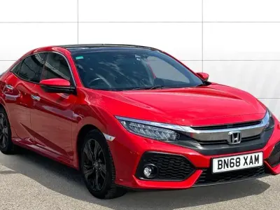 Begagnad Honda Civic Prestige 182 HK (133 kW) 2018 Röd Halvkombi