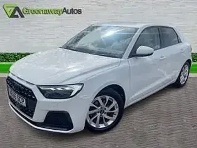 Usado Audi A1 Sportback Sport 110 HP (80 kW) 2021 Branco Citadino