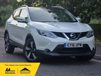 Used Nissan Qashqai N-Connecta 2016 White SUV