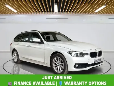 Begagnad BMW 318 Comfort Edition 150 HK (110 kW) 2018 Vit Kombi