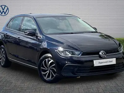 Used VW Polo Life 95 HP (69 kW) 2022 Deep black Hatchback