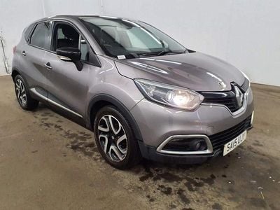 Usado Renault Captur Dynamique 90 HP (66 kW) 2015 Cinzento SUV