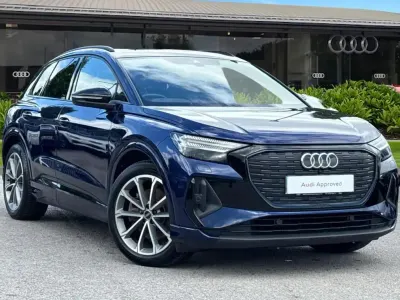 Used Audi Q4 e-tron Comfort 219 kW (299 HP) 2024 Blue SUV