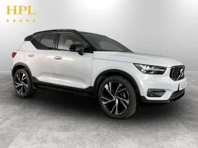Begagnad Volvo XC40 R-Design Pro 163 HK (119 kW) 2021 Silver SUV