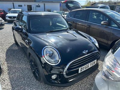 Używany Mini Cooper D Hatch 2016 Czarny Hatchback