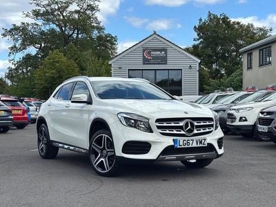 Mercedes GLA220