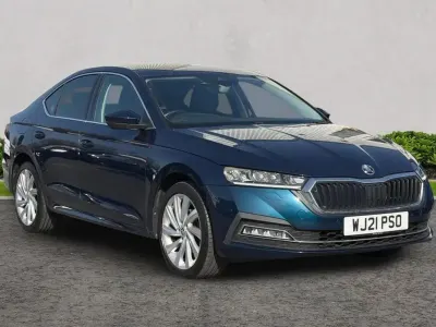 Używany Skoda Octavia SE L First Edition 150 KM (110 kW) 2021 Niebieski Hatchback