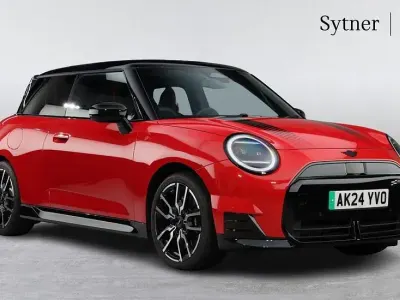 Used Mini Cooper SE Hatch 158 kW (215 HP) 2024 Red Hatchback