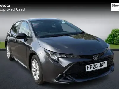 Used Toyota Corolla 140 HP (102 kW) 2026 Hatchback