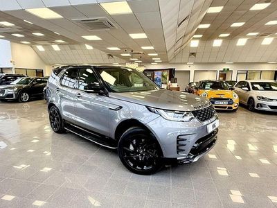 Usado Land Rover Discovery 5 SE Dynamic 300 CV (220 kW) 2021 Gris SUV