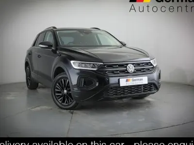 Usado VW T-Roc Life 150 HP (110 kW) 2023 Preto SUV