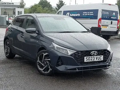 Used Hyundai i20 Premium 100 HP (73 kW) 2023 Grey Hatchback