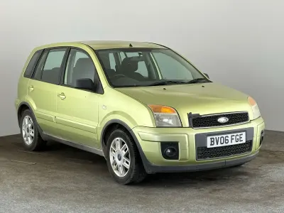 Used Ford Fusion Zetec 2006 Green Hatchback