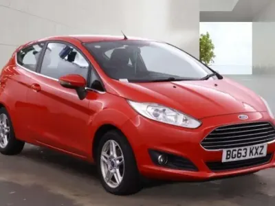 Used Ford Fiesta Zetec 82 HP (60 kW) 2013 Red Hatchback