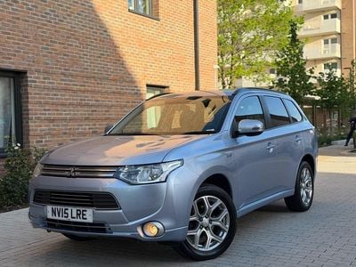 Used Mitsubishi Outlander P-HEV 2015 Blue Estate