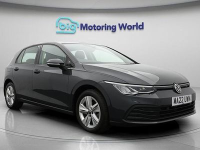 Second-hand VW Golf VIII Life 150 CP (110 kW) 2022 Gri Hatchback