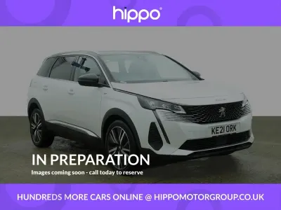 Second-hand Peugeot 5008 Premium 2021 Alb SUV