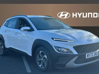 Gebraucht Hyundai Kona SE 141 PS (103 kW) 2023 Weiß SUV
