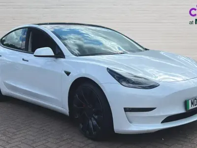 Used Tesla Model 3 Performance 461 kW (627 HP) 2021 White Sedan