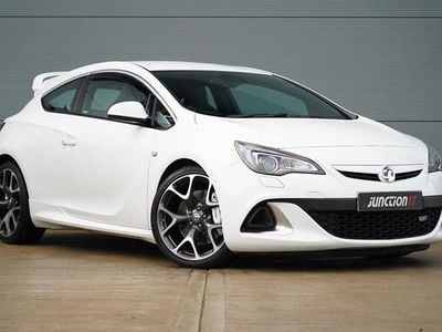 Used Vauxhall Astra GTC 280 HP (205 kW) 2018 Coupe