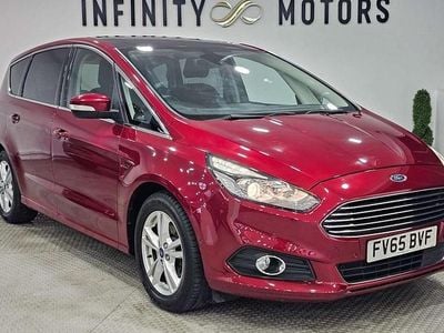 Red Used 2015 Ford S-MAX Titanium MPV | £10,100 (Fair price)