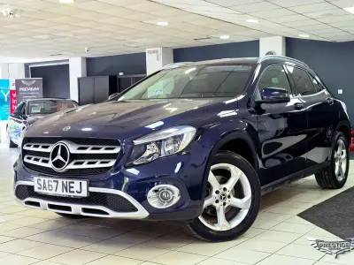 Used Mercedes GLA200 156 HP (114 kW) 2017 Blue SUV