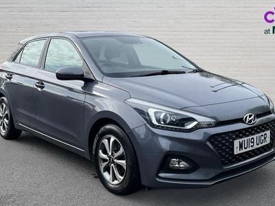 Used Hyundai i20 84 HP (61 kW) 2019 Grey Hatchback