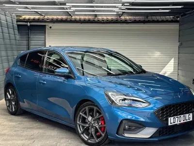 Usado Ford Focus ST 280 CV (205 kW) 2020 Azul Utilitario