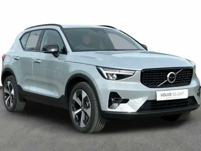 Used Volvo XC40 Plus 161 HP (118 kW) 2026 Grey SUV