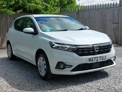 Used Dacia Sandero Comfort 91 HP (66 kW) 2022 White Hatchback