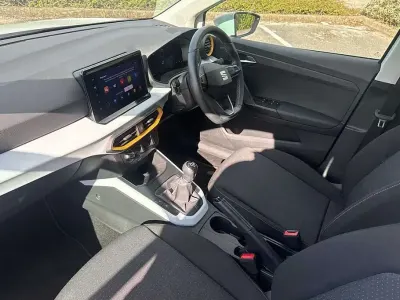 Used Seat Arona SE Technology 94 HP (69 kW) 2024 White SUV