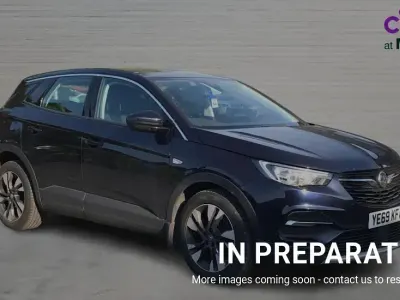 Second-hand Vauxhall Grandland X Sport 130 CP (95 kW) 2019 Albastru SUV