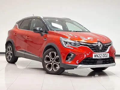 Used Renault Captur SE 91 HP (66 kW) 2022 Red SUV