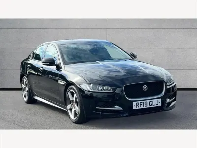Used Jaguar XE Ingenium 196 HP (144 kW) 2019 Black Sedan