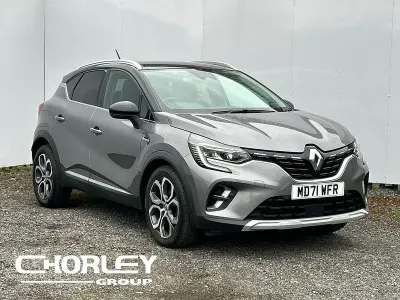 Second-hand Renault Captur Version S 140 CP (102 kW) 2022 Gri SUV