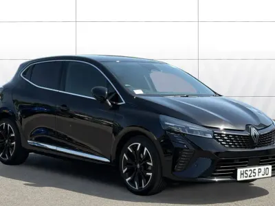 Used Renault Clio Techno 90 HP (66 kW) 2025 Black  Hatchback