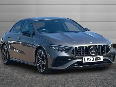Begagnad Mercedes A35 AMG Premium 306 HK (225 kW) 2023 Grå Sedan