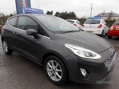 Used Ford Fiesta Zetec 70 HP (51 kW) 2018 Grey Hatchback