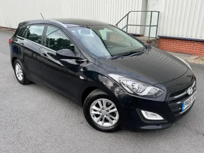 Used Hyundai i30 SE 2015 Black Estate