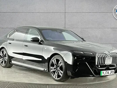 Usado BMW i7 M Sport 394 kW (537 CV) 2025 Negro Berlina