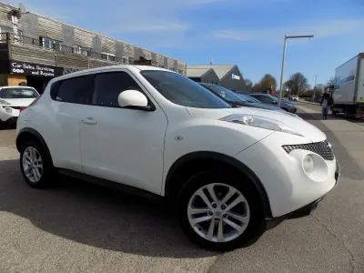 Used Nissan Juke Tekna 2013 White SUV
