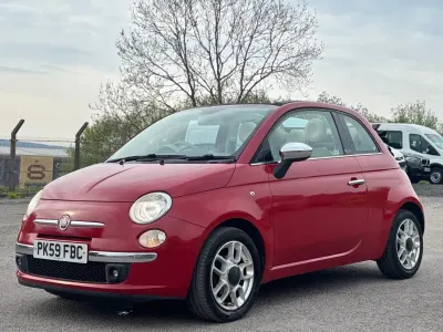 Begagnad Fiat 500 Lounge 69 HK (50 kW) 2009 Röd Cab