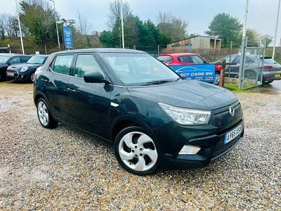 Used Ssangyong (KGM) Tivoli 128 HP (94 kW) 2015 Black SUV