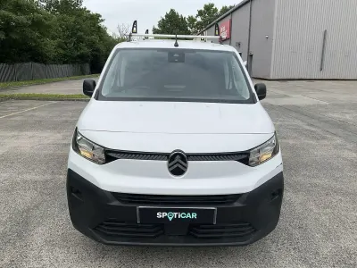 Used Citroën Berlingo 101 HP (74 kW) 2024 White MPV