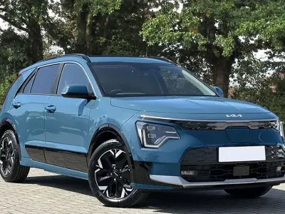 Usado Kia e-Niro 150 kW (204 CV) 2023 Azul SUV