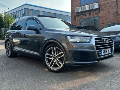 Used Audi Q7 S-Line 286 HP (210 kW) 2019 Grey SUV