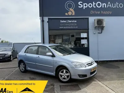 Used Toyota Corolla T3 110 HP (80 kW) 2004 Blue Hatchback