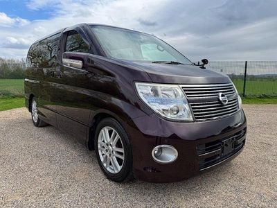 Usado Nissan Elgrand Premium Edition 2007 Púrpura Monovolumen