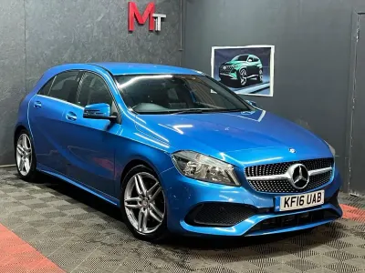 Usado Mercedes A220 AMG line 2016 Azul Citadino