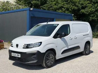 Used Peugeot Partner S 131 HP (96 kW) 2024 White MPV